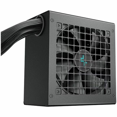 DeepCool - PN750D 750W 80+ Gold tápegység