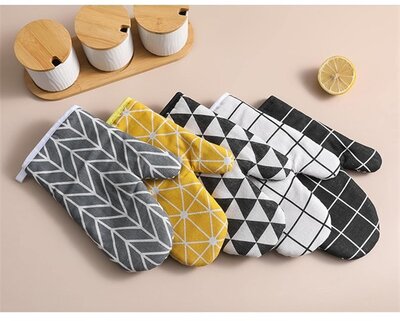 IRIS - CT-38 Mintás sütőkesztyű 17X26 cm