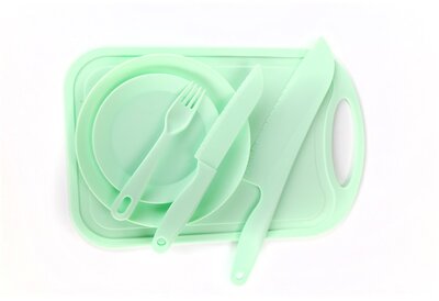 IRIS - KT-187 gyermek evőeszköz készlet (nagy tányér, kis tányér, nagy kés, kés, villa, vágódeszka)