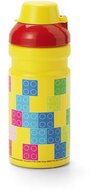 Kulacs, 390 ml, LEGO "Brick", sárga-piros-mintás