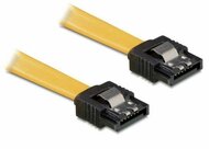 DeLock 82477 SATA Összekötő kábel 50cm-es egyenes/egyenes csatl. sárga (fémlappal)