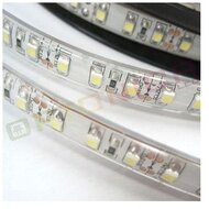 OPTONICA - LED Szalag 60 LED/m, 3528 SMD, vízálló, meleg fehér, 5 méter